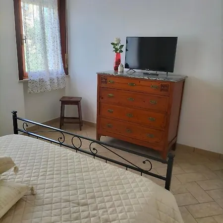 Di Via Refini Ii Apartment