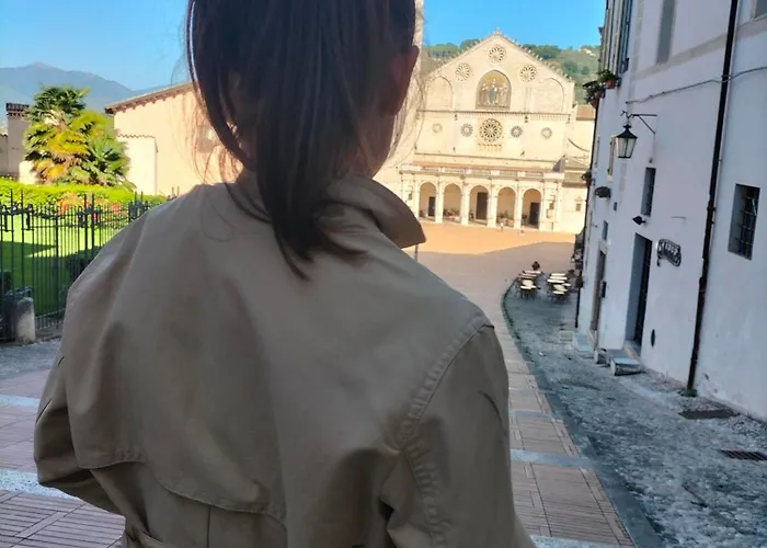 Di Via Refini Ii * Spoleto